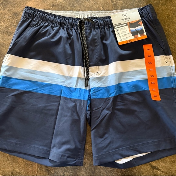 Hurley Men's Navy and White Board Shorts - Picture 2 of 6